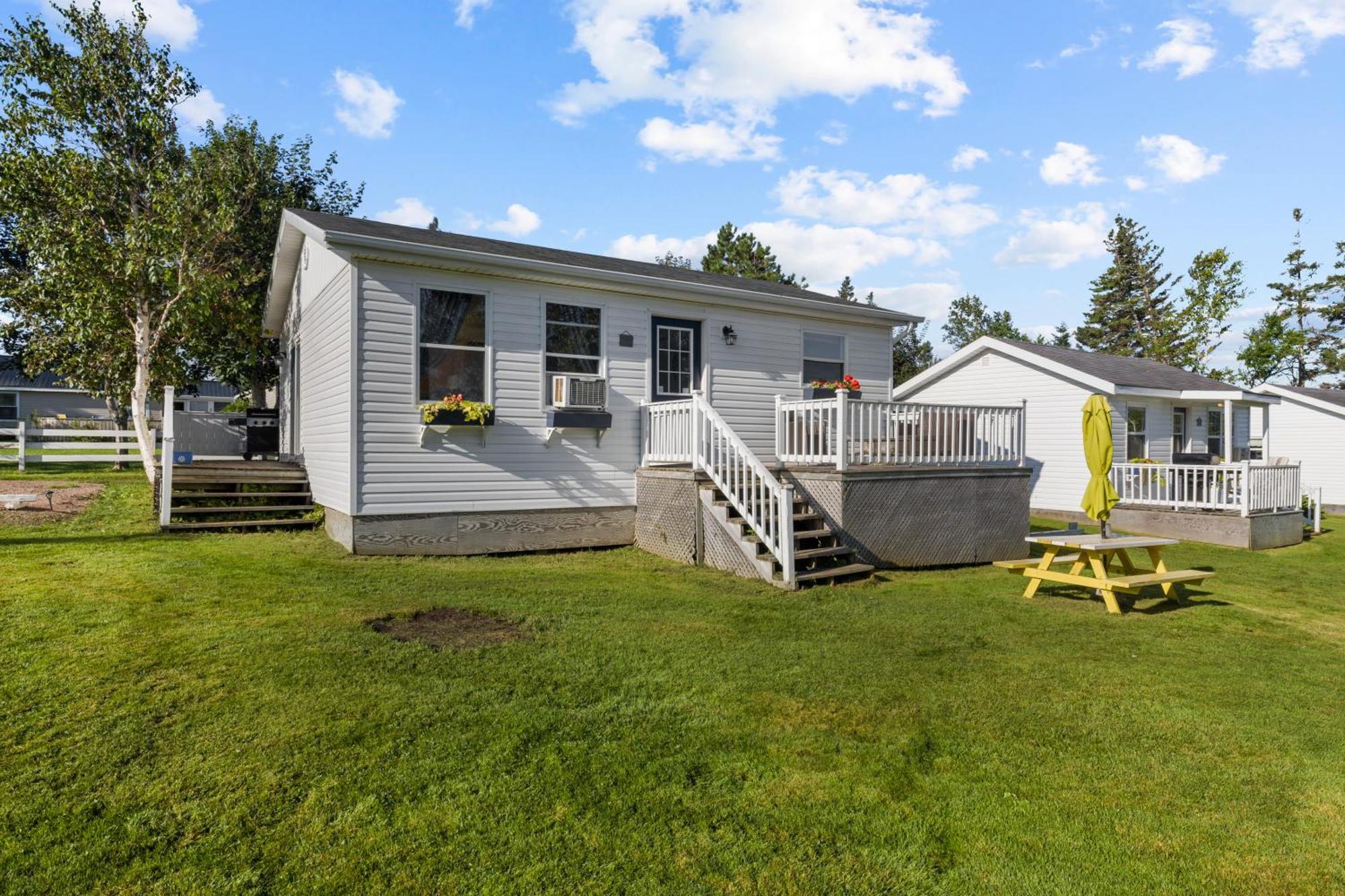 Beach Trees Cottages York Exterior foto